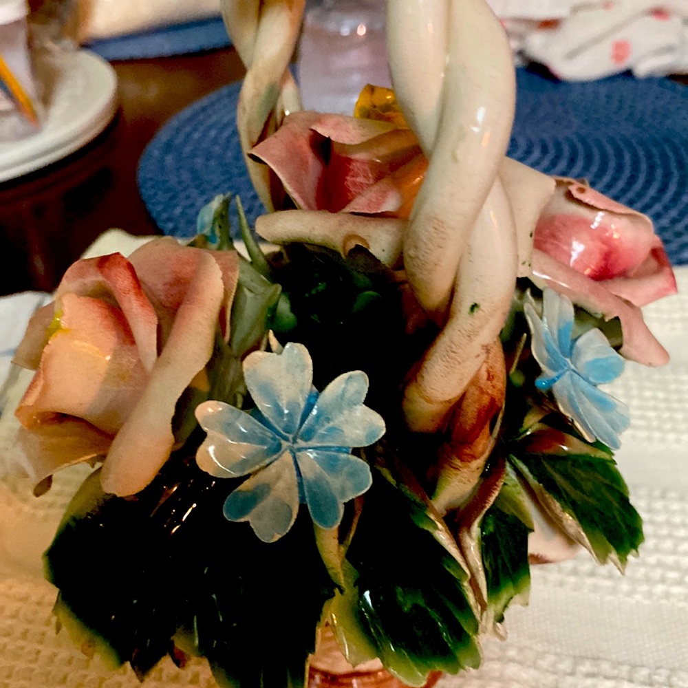 Capodimonte Hand made Italian home decor.
